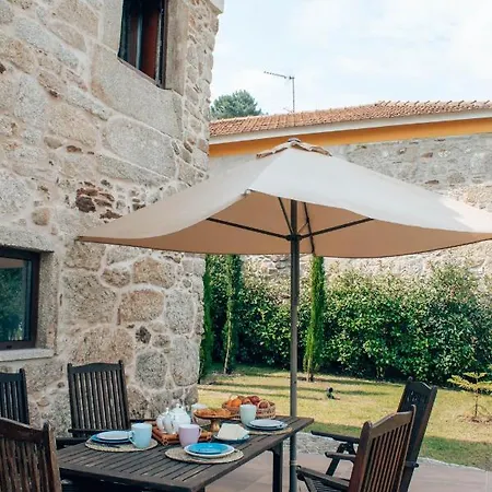 Just Like - Holly House Em Cerveira