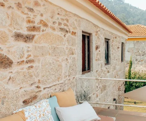 Just Like - Holly House Em Cerveira *